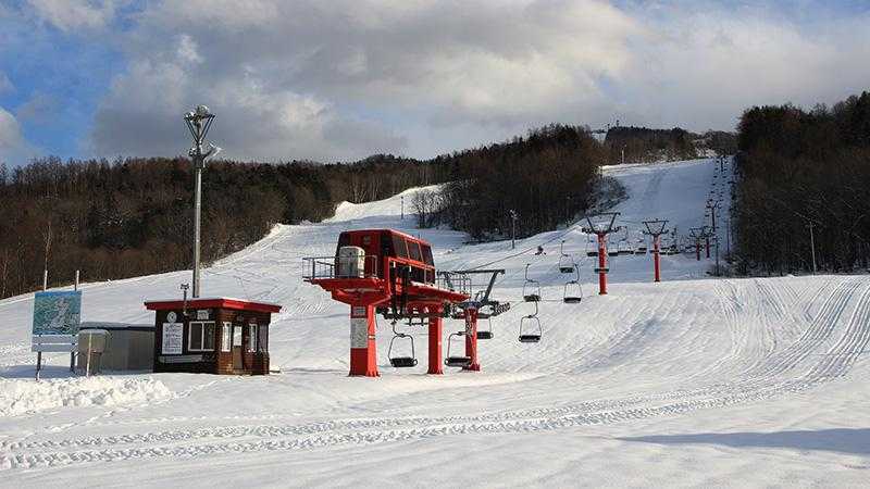 日高国際スキー場