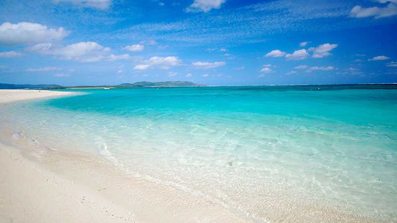 旅行会社のプロイチオシ 沖縄で海水浴が楽しめる綺麗なビーチは トリッパー