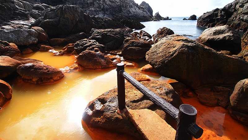 式根島旅行のベストシーズンは オススメの時期を紹介します トリッパー