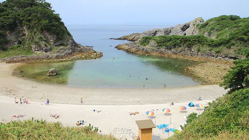 伊豆七島で海水浴にオススメのビーチランキング トリッパー