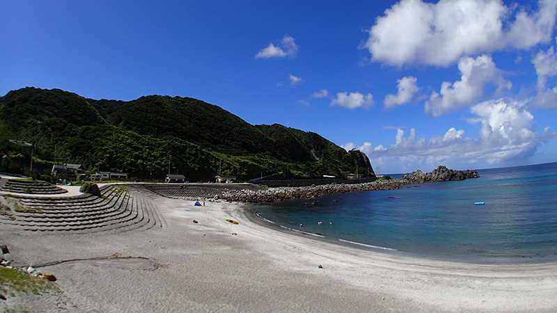 伊豆七島で海水浴にオススメのビーチランキング トリッパー