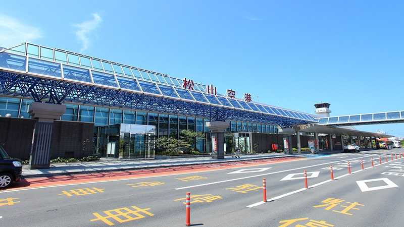 四国にある空港は 四国まで直行の国内線を紹介します トリッパー